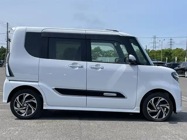 ダイハツ タント カスタム RS スタイルセレクション 道央・札幌 2021(令3)年 0.6万km シャイニングホワイトパール ４WD/純正ディーラーOPナビ/CD/DVD/BT/フルセグ/スマートアシスト/衝突被害軽減ブレーキ/横滑り防止装置/レーダークルーズコントロール/レーンキープアシスト/コーナーセンサー/バックカメラ/ビルトインETC/アイドリングストップ/PWRMODE/両側パワースライドドア/前席シートヒーター/革巻きステアリング/ステアリングリモコン/プッシュスタート/スマートキー/LEDヘッドライト/オートライト/オートハイビーム/フォグランプ/電動格納ミラー/ウィンカーミラー/フロアマット/ドアバイザー/スペアキー/純正エンジンスターター