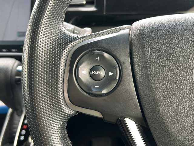 ホンダ ステップワゴン モデューロX 岐阜県 2017(平29)年 10.8万km プレミアムスパークルブラックパール 登録時走行距離107154km/純正１０型ナビ/純正後席モニター/フルセグテレビ/バックカメラ/Blue tooth・CD・DVD・iPod・SDミュージックサーバー/ETC/両側パワースライドドア/衝突被害軽減システム/ドライブレコーダー前方/レーンキープアシスト/レーダークルーズコントロール/プッシュスタート/スマートキー/ハーフレザーシート/オートライト