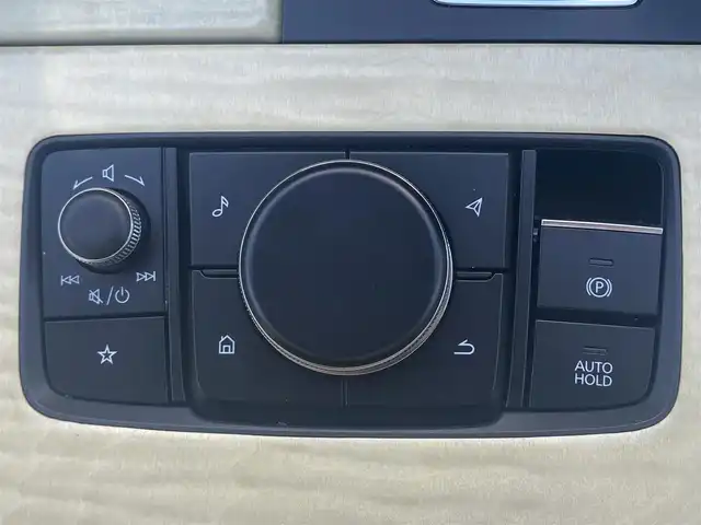 マツダ ＣＸ－６０ XD HV プレミアムモダン 熊本県 2022(令4)年 6.6万km ロジウムホワイトプレミアムメタリック 純正SDナビ/・AM/FM/USB/BT/HDMI/・アップルカープレイ/アンドロイドオート/・フルセグTV/全周囲カメラ/衝突軽減ブレーキ/オートハイビーム/車線逸脱防止装置/誤発進抑制機能/レーダークルーズコントロール/標識認識機能/ブラインドスポットモニター/ヘッドアップディスプレイ/置くだけ充電/前席パワーシート/D席メモリ付き/全席シートヒーター（前のみクーラー付き）/パワーバックドア/革巻きステアリング/パドルシフト/ステアリングヒーター/ETC/LEDヘッドライト/前後ドライブレコーダー/電動格納ミラー/・ウインカーミラー/純正フロアマット/純正アルミホイール/スペアキー