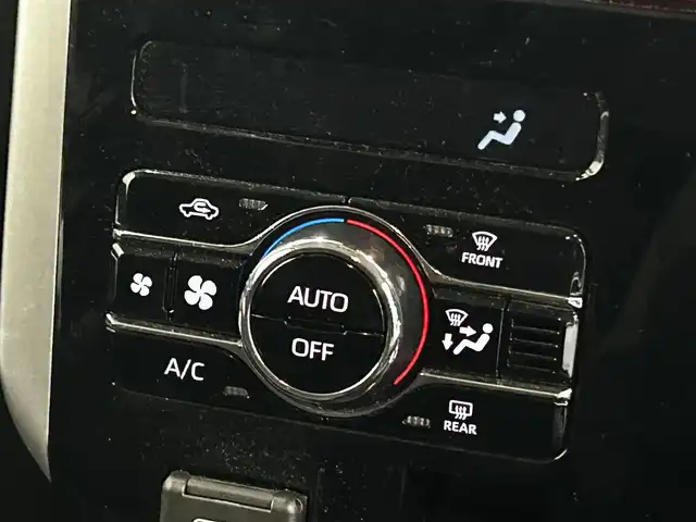 トヨタ ルーミー カスタムG－T 滋賀県 2023(令5)年 1.2万km パールホワイトⅢ 純正メモリナビ/【Bluetooth/CD/DVD/USB/フルセグ 】/両側パワースライドドア/全方位カメラ/前後ソナー/追従クルーズコントロール/オートハイビーム/オートホールド/純正15アルミ/純正ETC/純正LEDヘッドライト