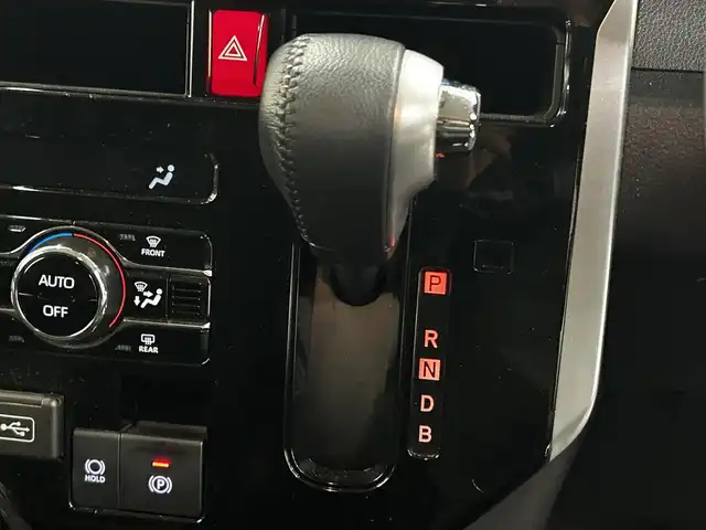 トヨタ ルーミー カスタムG－T 滋賀県 2023(令5)年 1.2万km パールホワイトⅢ 純正メモリナビ/【Bluetooth/CD/DVD/USB/フルセグ 】/両側パワースライドドア/全方位カメラ/前後ソナー/追従クルーズコントロール/オートハイビーム/オートホールド/純正15アルミ/純正ETC/純正LEDヘッドライト