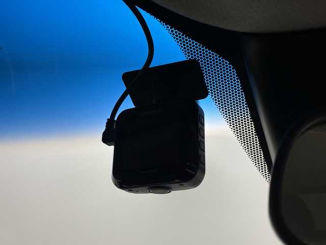 ホンダ フリード ハイブリット G ホンダセンシング 鹿児島県 2017(平29)年 11.2万km コバルトブルーパール 純正SDナビ/(BT/AM/FM/CD/DVD/フルセグTV)/ワンオーナー/ホンダセンシング/先行車発進お知らせ機能/誤発進抑制機能/標識認識機能/レーダークルーズコントロール/レーンキープアシスト/両側パワースライドドア/バックカメラ/ハーフレザーシート/衝突軽減ブレーキ/アイドリングストップ/ウォークスルー/純正LEDヘッドライト/純正フロアマット/3列シート/保証書/取扱説明書