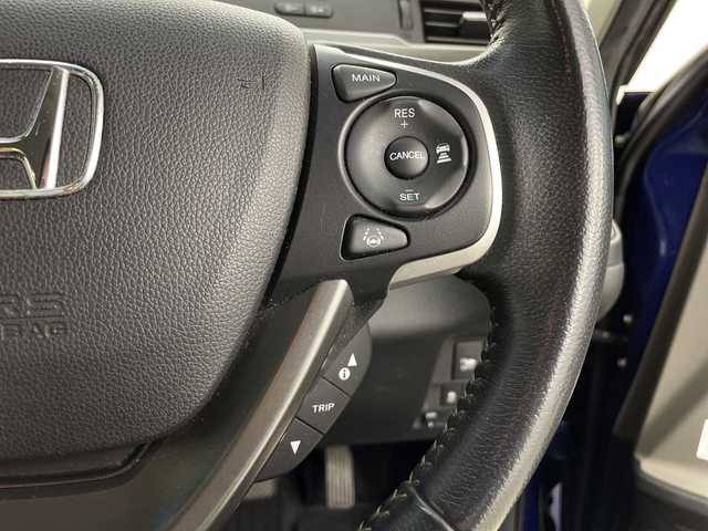 ホンダ フリード ハイブリット G ホンダセンシング 鹿児島県 2017(平29)年 11.2万km コバルトブルーパール 純正SDナビ/(BT/AM/FM/CD/DVD/フルセグTV)/ワンオーナー/ホンダセンシング/先行車発進お知らせ機能/誤発進抑制機能/標識認識機能/レーダークルーズコントロール/レーンキープアシスト/両側パワースライドドア/バックカメラ/ハーフレザーシート/衝突軽減ブレーキ/アイドリングストップ/ウォークスルー/純正LEDヘッドライト/純正フロアマット/3列シート/保証書/取扱説明書