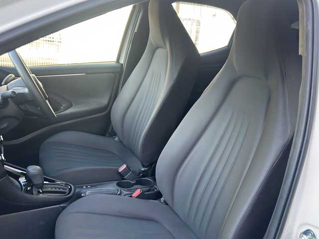 トヨタ ヤリス G 宮崎県 2021(令3)年 4.7万km ホワイトパールクリスタルシャイン 純正ナビ Bluetooth バックカメラ USB入力端子 ETC 前方のみドライブレコーダー 前後コーナーセンサー パワーステアリング パワーウィンドウ LEDライト 衝突軽減システム オートライト レーダークルーズコントロール