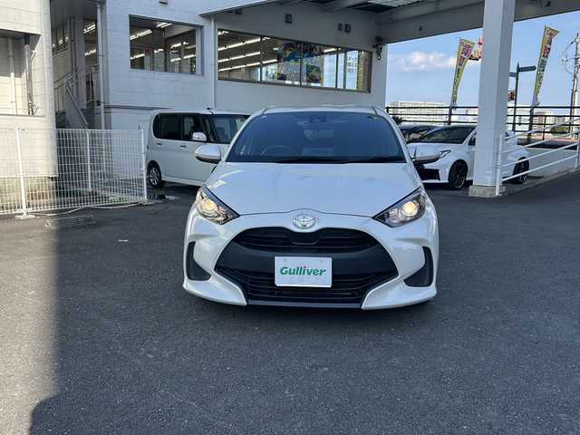 トヨタ ヤリス G 宮崎県 2021(令3)年 4.7万km ホワイトパールクリスタルシャイン 純正ナビ Bluetooth バックカメラ USB入力端子 ETC 前方のみドライブレコーダー 前後コーナーセンサー パワーステアリング パワーウィンドウ LEDライト 衝突軽減システム オートライト レーダークルーズコントロール