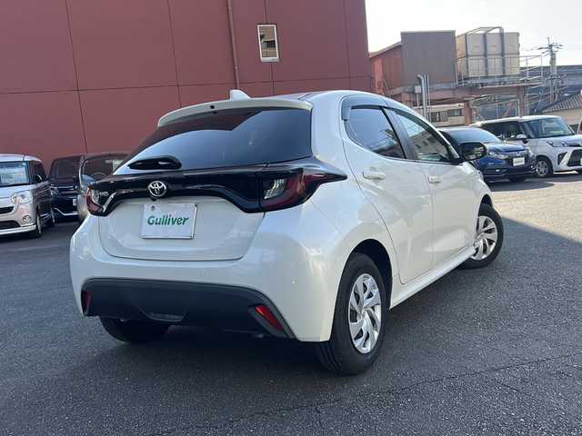 トヨタ ヤリス G 宮崎県 2021(令3)年 4.7万km ホワイトパールクリスタルシャイン 純正ナビ Bluetooth バックカメラ USB入力端子 ETC 前方のみドライブレコーダー 前後コーナーセンサー パワーステアリング パワーウィンドウ LEDライト 衝突軽減システム オートライト レーダークルーズコントロール