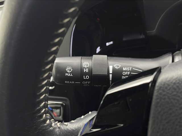 トヨタ アクア G ソフトレザーセレクション 栃木県 2017(平29)年 1.5万km クリアエメラルドパールクリスタルシャイン 純正ナビ/（AM/FM/TV/BT）/トヨタセーフティセンス/・プリクラッシュセーフティ/・レーントレーシングアシスト/・レーンディパーチャーアラート/・ロードサインアシスト/・レーダークルーズコントロール/・オートマチックハイビーム/・先行車発進アラーム/・プロアクティブドライビングアシスト/・レーンチェンジアシスト/・緊急時操舵支援機能/ETC2.0/ドライブレコーダー/バックカメラ/ＬＥＤヘッドライト/シートヒーター/電動格納ミラー