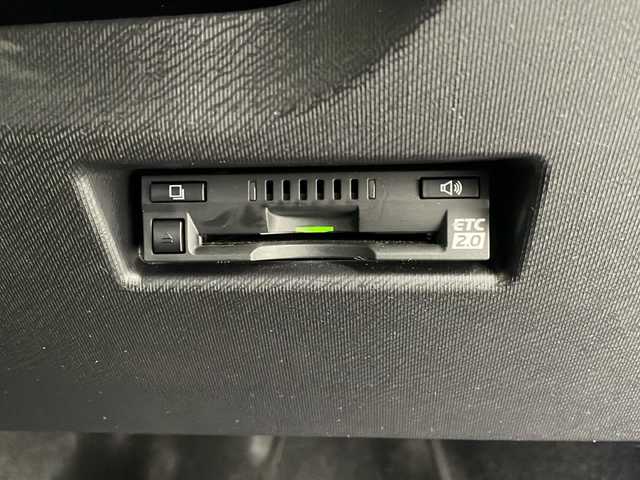 トヨタ アクア G ソフトレザーセレクション 栃木県 2017(平29)年 1.5万km クリアエメラルドパールクリスタルシャイン 純正ナビ/（AM/FM/TV/BT）/トヨタセーフティセンス/・プリクラッシュセーフティ/・レーントレーシングアシスト/・レーンディパーチャーアラート/・ロードサインアシスト/・レーダークルーズコントロール/・オートマチックハイビーム/・先行車発進アラーム/・プロアクティブドライビングアシスト/・レーンチェンジアシスト/・緊急時操舵支援機能/ETC2.0/ドライブレコーダー/バックカメラ/ＬＥＤヘッドライト/シートヒーター/電動格納ミラー