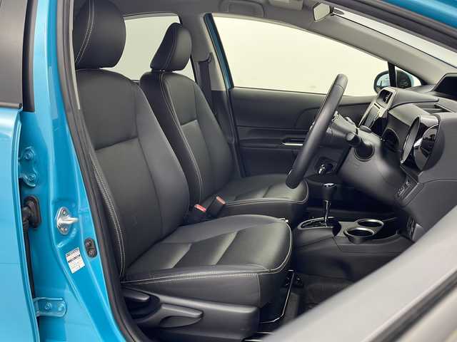 トヨタ アクア G ソフトレザーセレクション 栃木県 2017(平29)年 1.5万km クリアエメラルドパールクリスタルシャイン 純正ナビ/（AM/FM/TV/BT）/トヨタセーフティセンス/・プリクラッシュセーフティ/・レーントレーシングアシスト/・レーンディパーチャーアラート/・ロードサインアシスト/・レーダークルーズコントロール/・オートマチックハイビーム/・先行車発進アラーム/・プロアクティブドライビングアシスト/・レーンチェンジアシスト/・緊急時操舵支援機能/ETC2.0/ドライブレコーダー/バックカメラ/ＬＥＤヘッドライト/シートヒーター/電動格納ミラー