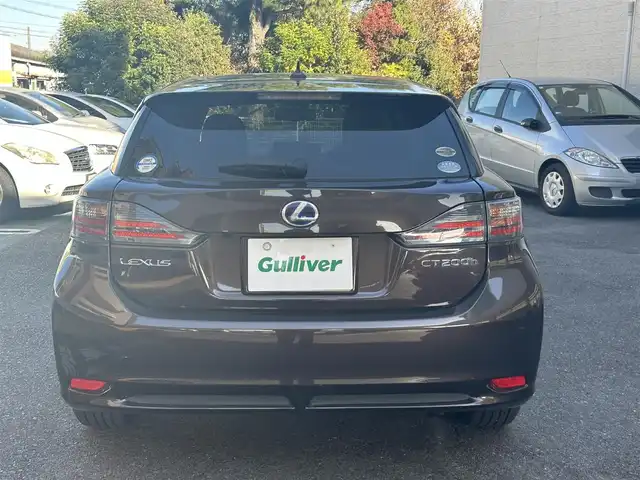 レクサス ＣＴ 200h バージョンC 静岡県 2011(平23)年 12.7万km ファイアーアゲートマイカメタリック ワンオーナー/純正ナビ/フルセグTV/DVD/CD/バックカメラ/前席シートヒーター/クルーズコントロール/ビルトインETC/オートライト/パドルシフト/ステアリングスイッチ/スマートキー×2/保証書/取扱説明書/ナビ取扱説明書