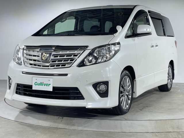 トヨタ アルファード 240S タイプゴールドⅡ 福岡県 2014(平26)年 3.3万km ホワイトパールクリスタルシャイン ALPINEメモリーナビゲーション/フルセグテレビ/バックカメラ/ALPINE11型フリップダウンモニター/サンルーフ/両側パワースライドドア/ハーフレザーシート/オートライト/HIDヘッドライト/クルーズコントロール/スマートキー/プッシュスタートエンジン/ETC/純正18インチアルミホイール