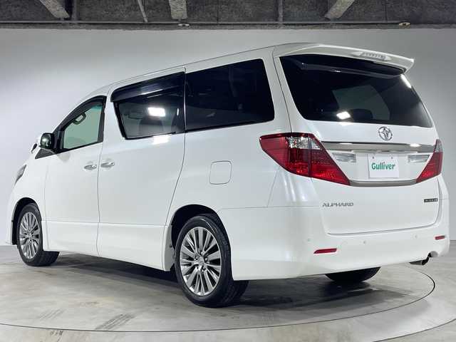 トヨタ アルファード 240S タイプゴールドⅡ 福岡県 2014(平26)年 3.3万km ホワイトパールクリスタルシャイン ALPINEメモリーナビゲーション/フルセグテレビ/バックカメラ/ALPINE11型フリップダウンモニター/サンルーフ/両側パワースライドドア/ハーフレザーシート/オートライト/HIDヘッドライト/クルーズコントロール/スマートキー/プッシュスタートエンジン/ETC/純正18インチアルミホイール