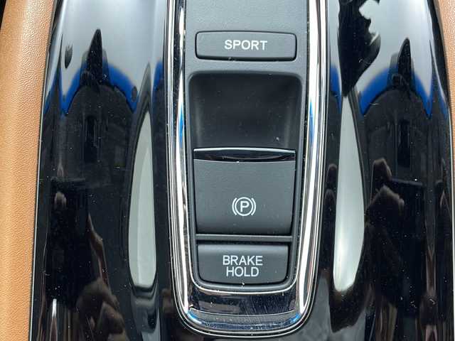 ホンダ ヴェゼル ハイブリッド Z 鹿児島県 2016(平28)年 6万km ホワイトオーキッドパール シティブレーキアクティブシステム/純正8型プレミアムインターナビ/Bluetooth DVD再生可/フルセグTV/バックカメラ/ハーフレザーシート /前席シートヒーター /クルーズコントロール/LEDヘッドライト/フォグライト/オートライトコントロール/純正17インチアルミホイール/革巻きステアリング/ステアリングスイッチ/シートリフター/電子パーキング/純正フロアマット/スマートキー×2/エンジンプッシュスタート/保証書/取扱説明書