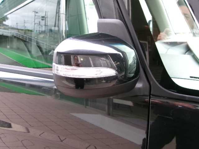 ダイハツ タント カスタム RS トップED SA 奈良県 2014(平26)年 0.8万km ブラックマイカメタリック /スマートキー/スペアキー1個有/スマートアシスト/両側パワースライドドア/LEDヘッドライト/オートライト/イクリプスメモリーナビ地デジフルセグTV/　「AVN-Z04iW」/バックカメラ/ハンドルスイッチ/革巻きステアリング/合皮ハーフレザーシート/登録時走行7338km/15インチアルミ