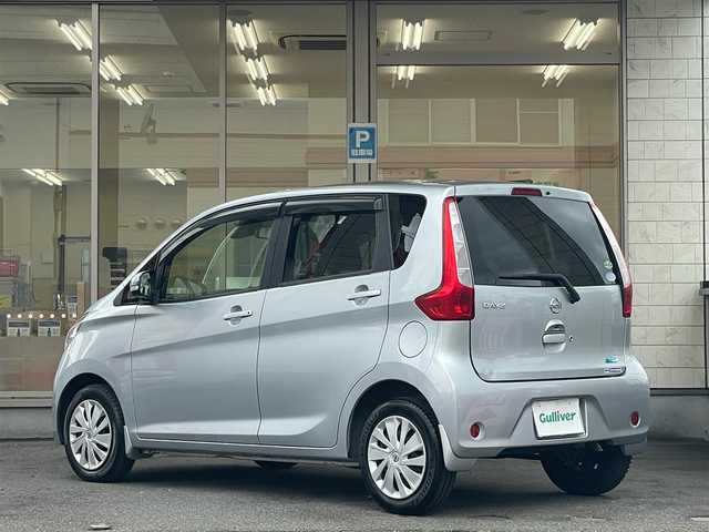 日産 デイズ X Vセレ +SeftyⅡ 愛知県 2014(平26)年 11.4万km クールシルバー /当店買取/禁煙//純正ワイドナビ/MP314D-W//アラウンドビューカメラ//フルセグTV/CD/DVD/SD/Bluetooth/USB//ETC//衝突軽減ブレーキ//Aストップ//ISOFIX//電動格納ミラー//ETC//保証書/取説/ナビ取説