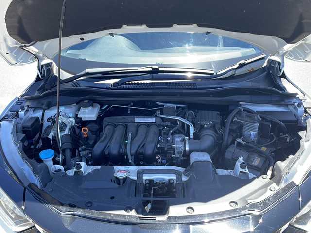 ホンダ ヴェゼル ハイブリッド RS ホンダセンシング 山口県 2019(平31)年 8.8万km プラチナホワイトパール 純正ギャザーズメモリナビ/Bluetooth/フルセグTV/バックカメラ/社外ドラレコ機能付きデジタルインナーミラー/スマートキー/プッシュスタート/パドルシフト/社外ツィータースピーカー（前ドア）/ハーフレザーシート/前席パワーシート（D/席メモリー機能付き）/前席シートヒーター/横滑り防止装置/衝突軽減ブレーキ（ホンダセンシング）/レーンキープアシスト/レーダークルーズコントロール/ステアリングスイッチ/LEDヘッドライト/オートライト/ビルトインETC/フロント/リアエアロ/社外マフラー（純正車載）/ブラックリアスポイラー/純正18インチAW/保証書・取説/スペアキー1個