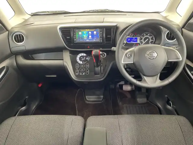 日産 デイズ ルークス ハイウェイスターX 栃木県 2018(平30)年 4万km ブラック 純正ナビ/（Bluetooth/CD/フルセグTV/AUX）/バックカメラ/フロントカメラ/サイドカメラ/全周囲カメラ/サイドエアロ/リアエアロ/ETC/両側パワースライドドア/革巻きシフトノブ/ドアバイザー/オートライト/LEDヘッドライト/横滑り防止装置/スマートキー/プッシュスタート/アイドリングストップ/電動格納ミラー/純正アルミホイール/純正フロアマット