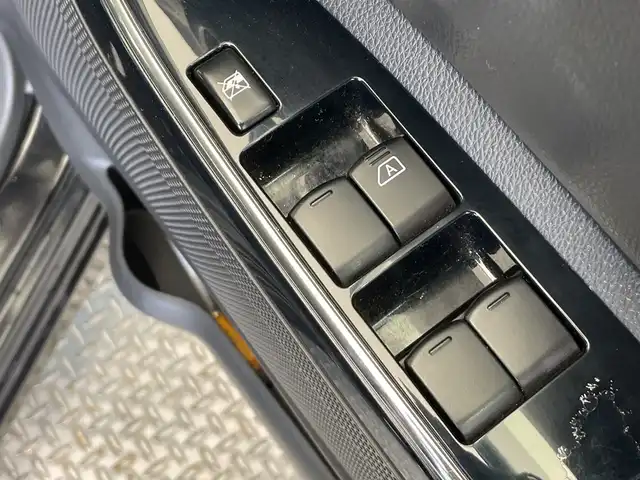 日産 デイズ ルークス ハイウェイスターX 栃木県 2018(平30)年 4万km ブラック 純正ナビ/（Bluetooth/CD/フルセグTV/AUX）/バックカメラ/フロントカメラ/サイドカメラ/全周囲カメラ/サイドエアロ/リアエアロ/ETC/両側パワースライドドア/革巻きシフトノブ/ドアバイザー/オートライト/LEDヘッドライト/横滑り防止装置/スマートキー/プッシュスタート/アイドリングストップ/電動格納ミラー/純正アルミホイール/純正フロアマット