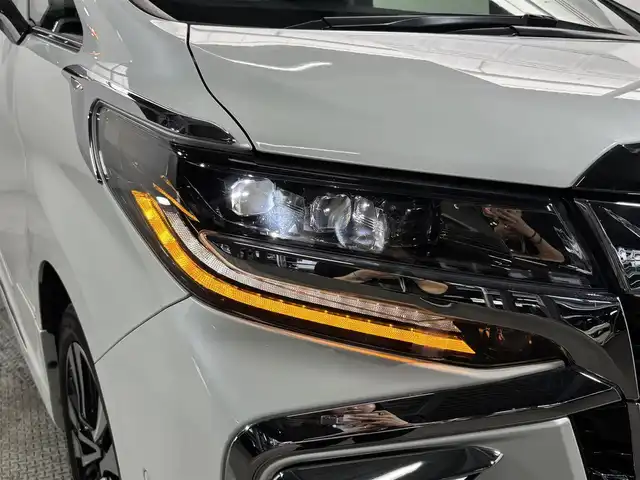 トヨタ アルファード S Cパッケージ 大阪府 2020(令2)年 3.1万km ホワイトパールクリスタルシャイン サンルーフ 360カメラ JBL モデリスタエアロ 3眼LED 衝突軽減B デジタルミラー BSM AC100V シートクーラー シートヒーター ETC パワーシート メモリシート ステアリングヒーター 駐車アシスト ドラレコ