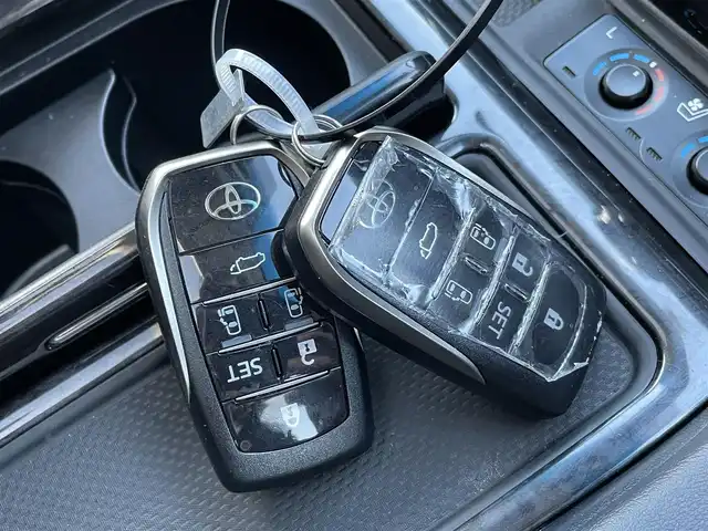 トヨタ アルファード S Cパッケージ 岡山県 2020(令2)年 3.1万km ホワイトパールクリスタルシャイン 純正9.2インチTコネクトナビ＋JBLサウンド/フルセグTV、CD、DVD、Bluetooth、AM、FM/USB、HDMI/純正12.1型リアエンターテイメントシステム/モデリスタエアロ/サンルーフ/ドライブレコーダー/ビルトインETC2.0/全方位カメラ/トヨタセーフティセンス/・プリクラッシュセーフティ/・レーントレーシングアシスト/・レーダークルーズコントロール/・ロードサインアシスト/・アダブティブハイビームシステム/・オートマチックハイビーム/先行車発進告知機能/ブラインドスポットモニター/デジタルインナーミラー/インテリジェントクリアランスソナー/電動パーキングブレーキ/ブレーキホールド/ステアリングヒーター/前席シートヒーター/前席ベンチレーション/運転席メモリーシート/前席パワーシート/パワーバックドア