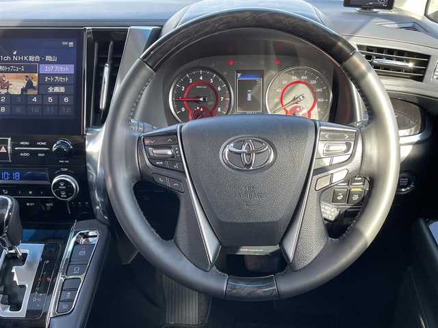 トヨタ アルファード S Cパッケージ 岡山県 2020(令2)年 3.1万km ホワイトパールクリスタルシャイン 純正9.2インチTコネクトナビ＋JBLサウンド/フルセグTV、CD、DVD、Bluetooth、AM、FM/USB、HDMI/純正12.1型リアエンターテイメントシステム/モデリスタエアロ/サンルーフ/ドライブレコーダー/ビルトインETC2.0/全方位カメラ/トヨタセーフティセンス/・プリクラッシュセーフティ/・レーントレーシングアシスト/・レーダークルーズコントロール/・ロードサインアシスト/・アダブティブハイビームシステム/・オートマチックハイビーム/先行車発進告知機能/ブラインドスポットモニター/デジタルインナーミラー/インテリジェントクリアランスソナー/電動パーキングブレーキ/ブレーキホールド/ステアリングヒーター/前席シートヒーター/前席ベンチレーション/運転席メモリーシート/前席パワーシート/パワーバックドア