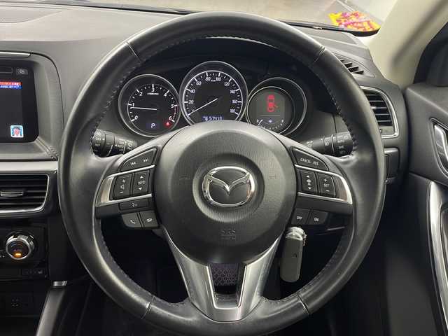 マツダ ＣＸ－５ XD Lパッケージ 大阪府 2016(平28)年 6.7万km メテオグレーマイカ 純正SDナビ/【AM/FM/CD/DVD/Bluetooth/フルセグTV】/バックカメラ/ETC/前後ドライブレコーダー/【SN-TW86】/スマートシティブレーキサポート/・スマートブレーキサポート/・誤発進抑制機能/・レーンキープアシスト/・ドライバーアテンションアラート/・車間認知システム/ブラインドスポットモニター/前後コーナーセンサー/レーダークルーズコントロール/黒レザーシート/D/N席パワーシート/D/N席シートヒーター/純正19インチAW/純正フロアマット/ドアバイザー/電格ウィンカーミラー/スペアキー×1