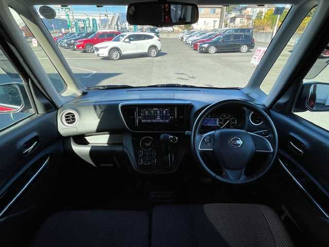 日産 デイズ ルークス ハイウェイスターX Gパッケージ 静岡県 2019(令1)年 7.1万km スパークリングレッド/ブラック ●純正ナビ/(フルセグ/CD/DVD/Bluetooth/iPod)/(MM518D-W)/●全方位カメラ/●インテリジェントエマージェンシーブレーキ/●レーンキープアシスト/●前後コーナーセンサー/●LEDヘッドライト＆フォグランプ/●オートライト/●オートマチックハイビーム/●革巻きステアリング/●ステアリングスイッチ/●ETC2.0/●前方ドライブレコーダー/●ドアバイザー/●スマートキー/●プッシュスタート/●純正フロアマット/●純正15インチアルミホイール/●ダブル＋サイドSRS＋ABS/●保証書/●取扱説明書