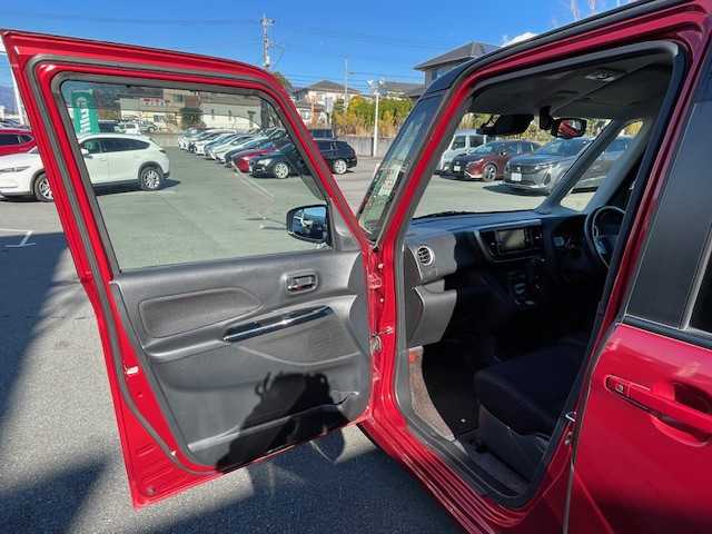 日産 デイズ ルークス ハイウェイスターX Gパッケージ 静岡県 2019(令1)年 7.1万km スパークリングレッド/ブラック ●純正ナビ/(フルセグ/CD/DVD/Bluetooth/iPod)/(MM518D-W)/●全方位カメラ/●インテリジェントエマージェンシーブレーキ/●レーンキープアシスト/●前後コーナーセンサー/●LEDヘッドライト＆フォグランプ/●オートライト/●オートマチックハイビーム/●革巻きステアリング/●ステアリングスイッチ/●ETC2.0/●前方ドライブレコーダー/●ドアバイザー/●スマートキー/●プッシュスタート/●純正フロアマット/●純正15インチアルミホイール/●ダブル＋サイドSRS＋ABS/●保証書/●取扱説明書