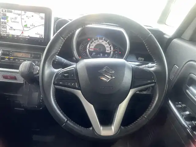 スズキ スペーシア カスタム HYBRID XS 三重県 2018(平30)年 3.8万km ブルーイッシュブラックパール3 純正ナビ/全方位モニター用カメラパッケージ/セーフティサポート/パワースライドドア（運転席側/助手席側）/LEDヘッドライト/オートライト/ボディ同色電動オート格納ドアミラー/サイドシルスポイラー/ボディ同色リアスポイラー/リアエアロバンパー/165/55R15タイヤ/　＊15インチアルミホイール/オートエアコン/シートヒーター（運転席）/キーレス/プッシュスタート