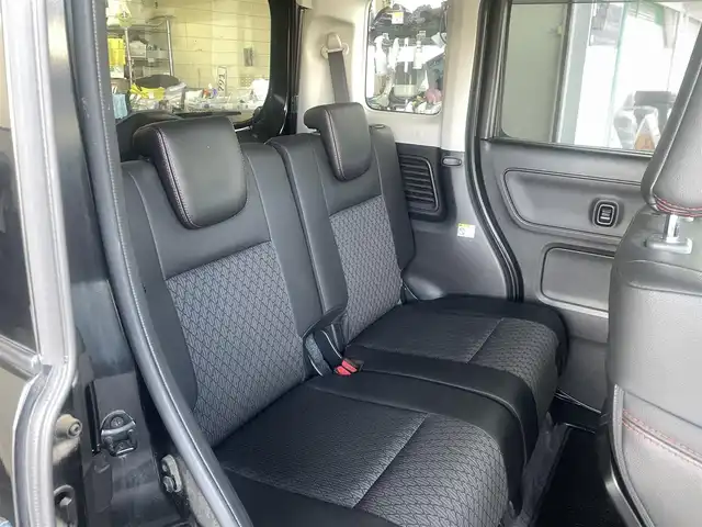 スズキ スペーシア カスタム HYBRID XS 三重県 2018(平30)年 3.8万km ブルーイッシュブラックパール3 純正ナビ/全方位モニター用カメラパッケージ/セーフティサポート/パワースライドドア（運転席側/助手席側）/LEDヘッドライト/オートライト/ボディ同色電動オート格納ドアミラー/サイドシルスポイラー/ボディ同色リアスポイラー/リアエアロバンパー/165/55R15タイヤ/　＊15インチアルミホイール/オートエアコン/シートヒーター（運転席）/キーレス/プッシュスタート