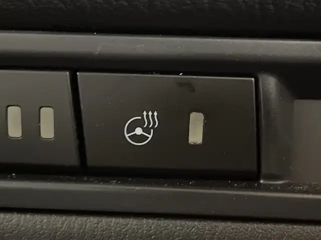 マツダ ＣＸ－５ 25S Lパッケージ 神奈川県 2017(平29)年 6万km ジェットブラックマイカ 純正ナビゲーション/Bluetooth　フルセグ　USB  CD DVD AUX/バックカメラ/サイドカメラ/BOSEプレミアムサウンド/i-ACTIVSENSE/アドバンストスマートシティブレーキサポート/後退時スマートシティブレーキサポート/誤発進抑制制御/スマートブレーキサポート/レーダークルーズコントロール/ブラインドスポットモニタリング/車線逸脱警報システム/レーンキープアシストシステム/リアパーキングセンサー/ドライバーアテンションアラート/シートヒーター/パワーシート（D＋N席）/シートヒーター（D＋N席）/シートメモリ（D席）/ETC2.0/純正前後ドライブレコーダー/純正フロアマット/ステアリングスイッチ/ステアリングヒーター/革巻きステアリング/レザーシート/MTモード付AT/sportsモード/アイドリングストップ/電動サイドブレーキ/ヘッドアップディスプレイ/LEDヘッドライト/オートライト/オートマチックハイビーム/純正19インチAW/純正ドアバイザー/コーナーセンサー/フォグランプ/電動格納ミラー/ウィンカーミラー