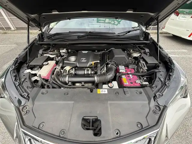 レクサス ＮＸ 200t Iパッケージ 千葉県 2017(平29)年 1.3万km ソニックチタニウム 純正メモリナビ（AM/FM/CD/DVD/Bluetooth）/フルセグTV/ワンオーナー/レーダークルーズコントロール/ETC2.0/バックカメラ/サイドカメラ/パドルシフト/ステアリングヒーター/シートヒーター/パワーシート/レザーシート/電動リアゲート/MTモード付AT/3眼LEDヘッドライト/フォグライト/オートマチックハイビーム/前後ドライブレコーダー/純正アルミホイール/純正フロアマット/スマートキー/USB/プッシュスタート/スペアキー/保証書/取扱説明書