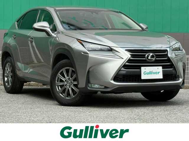 レクサス ＮＸ 200t Iパッケージ 千葉県 2017(平29)年 1.3万km ソニックチタニウム 純正メモリナビ（AM/FM/CD/DVD/Bluetooth）/フルセグTV/ワンオーナー/レーダークルーズコントロール/ETC2.0/バックカメラ/サイドカメラ/パドルシフト/ステアリングヒーター/シートヒーター/パワーシート/レザーシート/電動リアゲート/MTモード付AT/3眼LEDヘッドライト/フォグライト/オートマチックハイビーム/前後ドライブレコーダー/純正アルミホイール/純正フロアマット/スマートキー/USB/プッシュスタート/スペアキー/保証書/取扱説明書