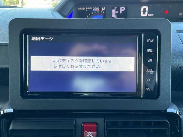 ダイハツ タント カスタム RS 山口県 2023(令5)年 0.9万km ブラックマイカメタリック ワンオーナー/社外SDナビ　【NSZT-W68T】/・フルセグTV/・Bluetooth接続/・パノラミックビューモニター/・DVD再生機能有/スマートアシスト/・衝突回避支援ブレーキ機能/・ふらつき警報/・誤発進抑制制御機能/・車線逸脱抑制制御機能/・路側逸脱警報/・先行車発進お知らせ機能/・標識認識機能/スマートキー/プッシュスタート/スペアキー1本/USB入力端子/ハーフレザーシート/シートヒーター/両側パワースライドドア/純正LEDライト/純正15インチアルミホイール/ドアバイザー/保証書