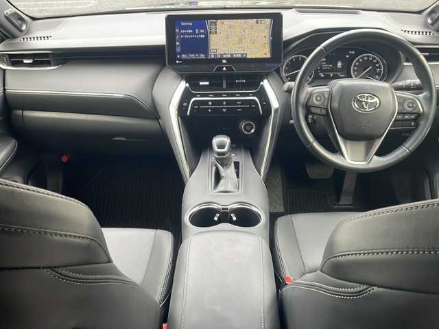 トヨタ ハリアー Z 山形県 2022(令4)年 1.2万km ブラック ・純正ディスプレイオーディオ/フルセグ/Bluetooth//AppleCarPlay/AndroidAuto/・JBLプレミアムサウンドシステム/・前後ドラレコ/・バックカメラ/・ビルトインETC2.0/・MTモード付きAT/・レーダークルーズコントロール/・レーントレーシングアシスト/・プリクラッシュセーフティ/・パーキングサポートブレーキ/・前後クリアランスソナー/・ブラインドスポットモニター/・ロードサインアシスト/・先行車発進告知/・オートマチックハイビーム/・ヘッドアップディスプレイ/・デジタルインナーミラー/・D席パワーシート/・電動テレスコピック/・ハンズフリーパワーバックドア/・純正AW/・純正マット/・スペアキー1本/・保証書/・取扱説明書