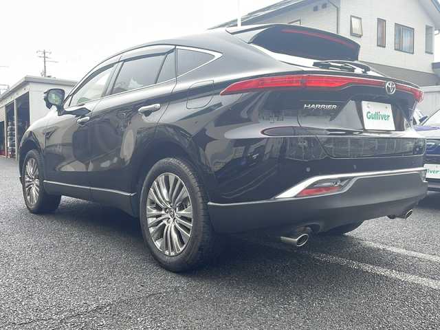 トヨタ ハリアー Z 山形県 2022(令4)年 1.2万km ブラック ・純正ディスプレイオーディオ/フルセグ/Bluetooth//AppleCarPlay/AndroidAuto/・JBLプレミアムサウンドシステム/・前後ドラレコ/・バックカメラ/・ビルトインETC2.0/・MTモード付きAT/・レーダークルーズコントロール/・レーントレーシングアシスト/・プリクラッシュセーフティ/・パーキングサポートブレーキ/・前後クリアランスソナー/・ブラインドスポットモニター/・ロードサインアシスト/・先行車発進告知/・オートマチックハイビーム/・ヘッドアップディスプレイ/・デジタルインナーミラー/・D席パワーシート/・電動テレスコピック/・ハンズフリーパワーバックドア/・純正AW/・純正マット/・スペアキー1本/・保証書/・取扱説明書