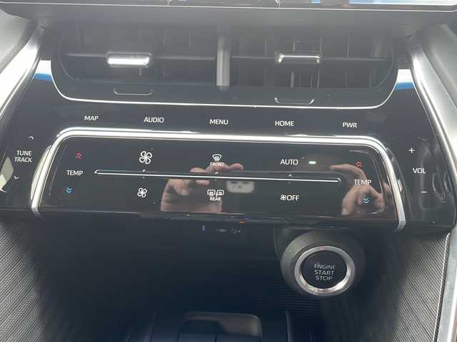 トヨタ ハリアー Z 山形県 2022(令4)年 1.2万km ブラック ・純正ディスプレイオーディオ/フルセグ/Bluetooth//AppleCarPlay/AndroidAuto/・JBLプレミアムサウンドシステム/・前後ドラレコ/・バックカメラ/・ビルトインETC2.0/・MTモード付きAT/・レーダークルーズコントロール/・レーントレーシングアシスト/・プリクラッシュセーフティ/・パーキングサポートブレーキ/・前後クリアランスソナー/・ブラインドスポットモニター/・ロードサインアシスト/・先行車発進告知/・オートマチックハイビーム/・ヘッドアップディスプレイ/・デジタルインナーミラー/・D席パワーシート/・電動テレスコピック/・ハンズフリーパワーバックドア/・純正AW/・純正マット/・スペアキー1本/・保証書/・取扱説明書