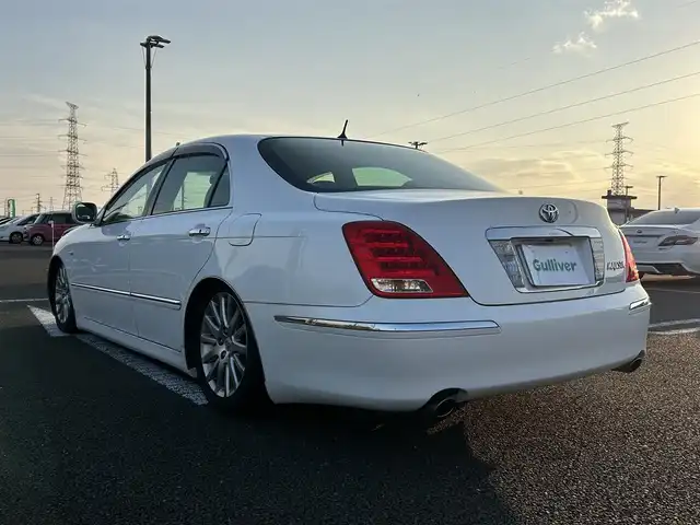 トヨタ クラウン マジェスタ Aタイプ 宮城県 2007(平19)年 11.4万km ホワイトパールクリスタルシャイン 純正メーカーオプションナビ/クルーズコントロール/ETC/バックカメラ/前席パワーシート/ヘッドアップディスプレイ/オートライト/純正17インチアルミホイール