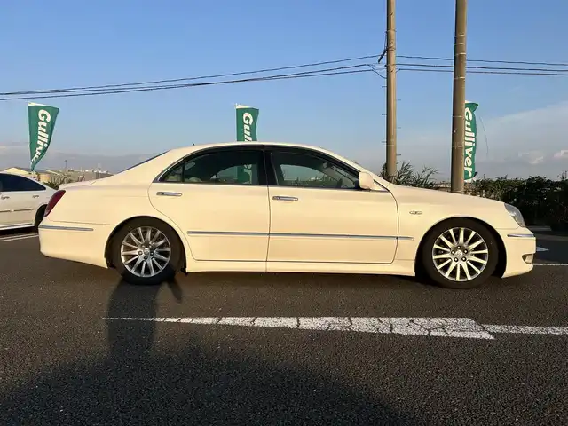 トヨタ クラウン マジェスタ Aタイプ 宮城県 2007(平19)年 11.4万km ホワイトパールクリスタルシャイン 純正メーカーオプションナビ/クルーズコントロール/ETC/バックカメラ/前席パワーシート/ヘッドアップディスプレイ/オートライト/純正17インチアルミホイール