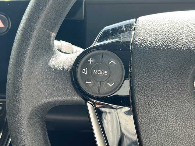 トヨタ アクア S 高知県 2017(平29)年 9.4万km シルバーM プッシュスタート/オートライト/オーディオ/ＥＴＣ