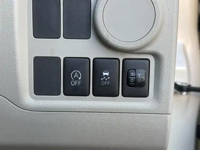 トヨタ パッソ X 愛知県 2016(平28)年 3.3万km キナコメタリック /禁煙//社外メモリナビ//フルセグ//CD/SD/BT/USB/iPod/AM/FM//ETC//アイドリングストップ//キーレス//横滑り防止//電動格納ミラー//ISOFIX//純正フロアマット//純正ドアバイザー//保証書//取扱説明書//スペアキー