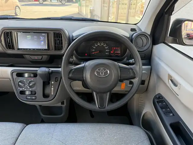 トヨタ パッソ X 愛知県 2016(平28)年 3.3万km キナコメタリック /禁煙//社外メモリナビ//フルセグ//CD/SD/BT/USB/iPod/AM/FM//ETC//アイドリングストップ//キーレス//横滑り防止//電動格納ミラー//ISOFIX//純正フロアマット//純正ドアバイザー//保証書//取扱説明書//スペアキー