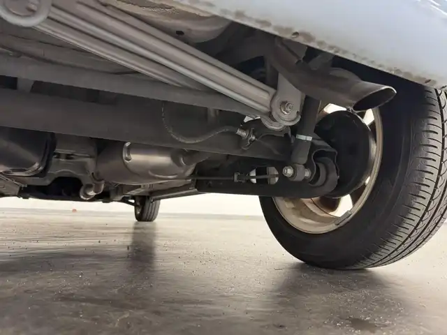 スズキ ラパン X 三重県 2011(平23)年 5.7万km エアブルーM/ホワイト ガソリン/FF/インパネCVT/ケンウッド 6.1インチ『彩速ナビ』 MDV-323/（FM/AM/CD/DVD/TV/SD/AUX/USB/RCA）/バックカメラ/ドライブレコーダー 前後/安全/・ABS/・運転席・助手席エアバッグ/・衝突安全ボディ/装備/・プッシュスタート/・スマートキーx1/・マニュアルエアコン/・LEDヘッドライト（電球から打替）/・ヘッドライトレベライザー/・電動格納ドアミラー/・集中式ドアロック/・純正14inAW/・保/取/など