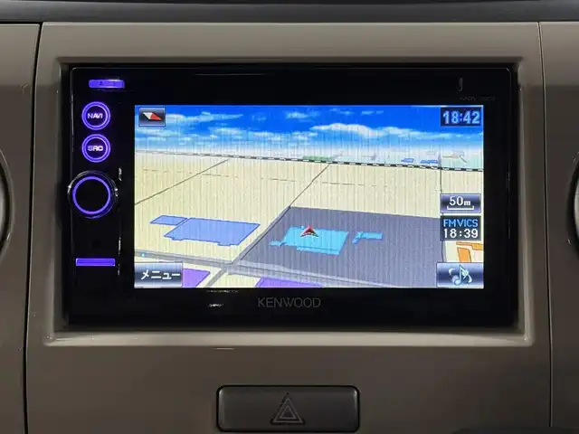 スズキ ラパン X 三重県 2011(平23)年 5.7万km エアブルーM/ホワイト ガソリン/FF/インパネCVT/ケンウッド 6.1インチ『彩速ナビ』 MDV-323/（FM/AM/CD/DVD/TV/SD/AUX/USB/RCA）/バックカメラ/ドライブレコーダー 前後/安全/・ABS/・運転席・助手席エアバッグ/・衝突安全ボディ/装備/・プッシュスタート/・スマートキーx1/・マニュアルエアコン/・LEDヘッドライト（電球から打替）/・ヘッドライトレベライザー/・電動格納ドアミラー/・集中式ドアロック/・純正14inAW/・保/取/など