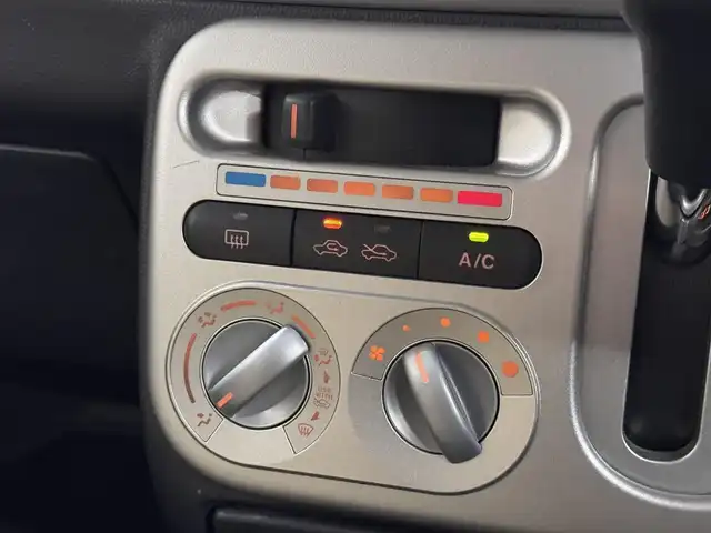 スズキ ラパン X 三重県 2011(平23)年 5.7万km エアブルーM/ホワイト ガソリン/FF/インパネCVT/ケンウッド 6.1インチ『彩速ナビ』 MDV-323/（FM/AM/CD/DVD/TV/SD/AUX/USB/RCA）/バックカメラ/ドライブレコーダー 前後/安全/・ABS/・運転席・助手席エアバッグ/・衝突安全ボディ/装備/・プッシュスタート/・スマートキーx1/・マニュアルエアコン/・LEDヘッドライト（電球から打替）/・ヘッドライトレベライザー/・電動格納ドアミラー/・集中式ドアロック/・純正14inAW/・保/取/など