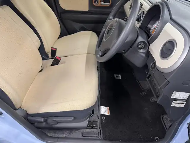 スズキ ラパン X 三重県 2011(平23)年 5.7万km エアブルーM/ホワイト ガソリン/FF/インパネCVT/ケンウッド 6.1インチ『彩速ナビ』 MDV-323/（FM/AM/CD/DVD/TV/SD/AUX/USB/RCA）/バックカメラ/ドライブレコーダー 前後/安全/・ABS/・運転席・助手席エアバッグ/・衝突安全ボディ/装備/・プッシュスタート/・スマートキーx1/・マニュアルエアコン/・LEDヘッドライト（電球から打替）/・ヘッドライトレベライザー/・電動格納ドアミラー/・集中式ドアロック/・純正14inAW/・保/取/など