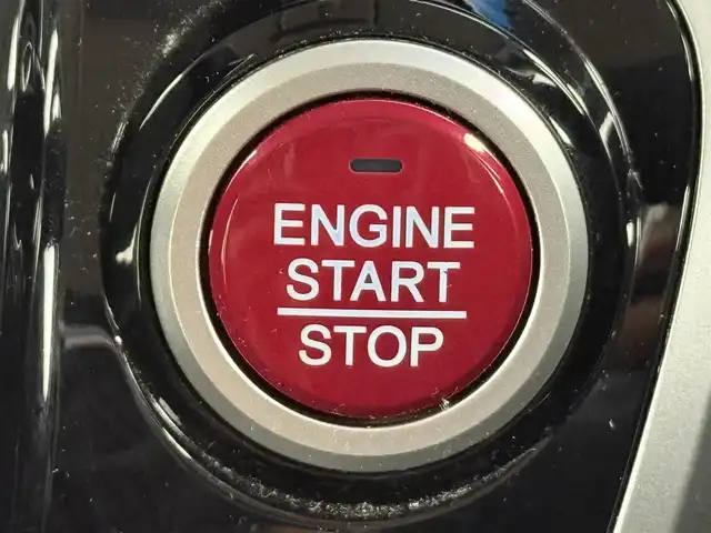 ホンダ Ｎ ＢＯＸ カスタム G Lパッケージ 愛知県 2017(平29)年 6.6万km クリスタルブラックパール 純正SDナビ（VXM-174VFXi）/・Bluetooth/・CD/・DVD/バックカメラ/ビルトインETC/ドライブレコーダー/スマートキー/パワースライドドア/純正14インチアルミホイール/ステアリングスイッチ/オートエアコン/チップアップシート/HIDヘッドライト/オートライト/ウィンカーミラー/フォグランプ