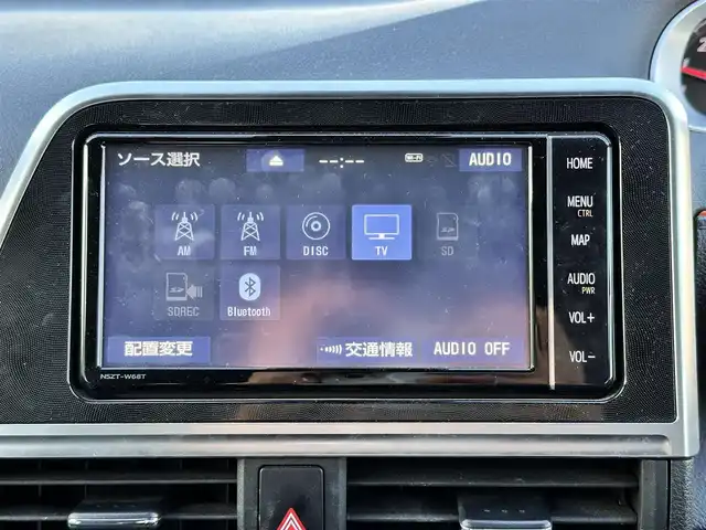 トヨタ シエンタ G 宮城県 2019(令1)年 4.9万km ホワイトパールクリスタルシャイン セーフティセンス/・プリクラッシュセーフティ/・レーンディパーチャーアラート/・オートマチックハイビーム/先行車発進告知機能/パーキングサポートブレーキ/クリアランスソナー/純正12インチフリップダウンモニター（V12T-R68C）/純正ナビ（NSZT-W68T）/・CD/DVD/・Bluetooth/・フルセグTV/バックカメラ/ビルトインETC/ドライブレコーダー/両側電動スライドドア/革巻きステアリング/スマートキー＆プッシュスタート/スペアキー1本/電動格納ミラー/純正フロアマット/純正ドアバイザー/W/サイド/カーテンエアバッグ/取扱説明書/保証書