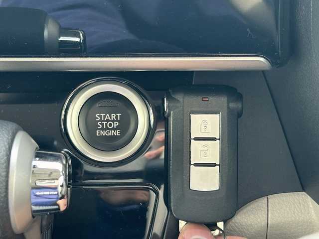 日産 デイズ ルークス X 京都府 2018(平30)年 4.8万km ホワイトパール (株)IDOMが運営する【じしゃロン伏見店】の自社ローン対象車両になります。こちらは現金ご利用時の価格です。自社ローンご希望の方は別途その旨お申付け下さい。/社外ナビ＜CN-E300D＞/(ワンセグTV/Bluetooth/CD)/バックカメラ/アラウンドビューモニター/アイドリングストップ/電格ミラー/プッシュスタート/片側パワースライドドア/前後コーナーセンサー/衝突軽減システム