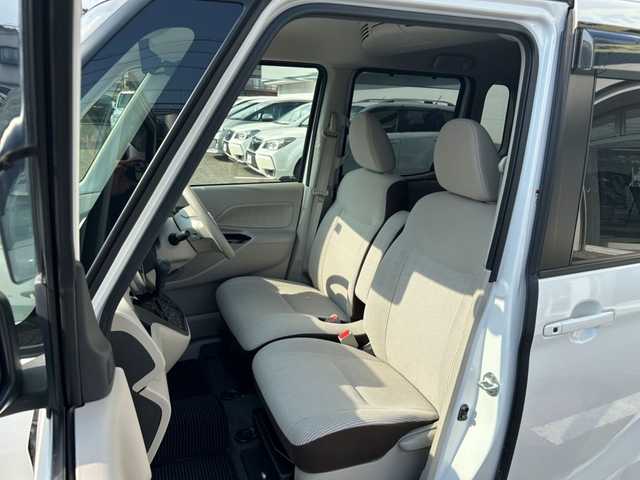 日産 デイズ ルークス X 京都府 2018(平30)年 4.8万km ホワイトパール (株)IDOMが運営する【じしゃロン伏見店】の自社ローン対象車両になります。こちらは現金ご利用時の価格です。自社ローンご希望の方は別途その旨お申付け下さい。/社外ナビ＜CN-E300D＞/(ワンセグTV/Bluetooth/CD)/バックカメラ/アラウンドビューモニター/アイドリングストップ/電格ミラー/プッシュスタート/片側パワースライドドア/前後コーナーセンサー/衝突軽減システム